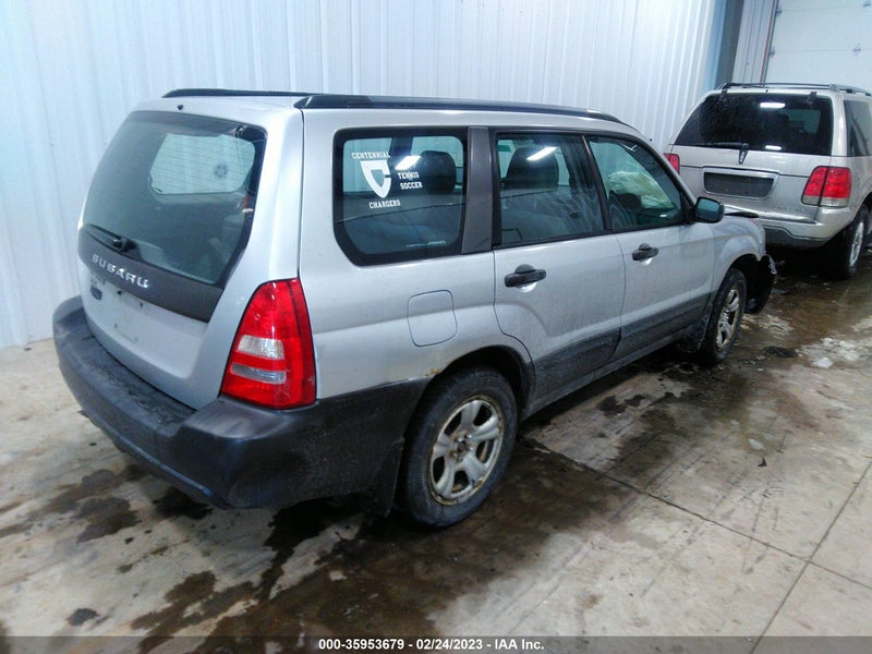 Subaru Forester 2005г.