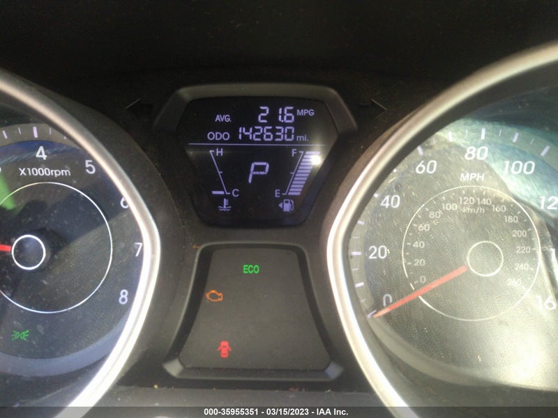 Hyundai Elantra 2013г.
