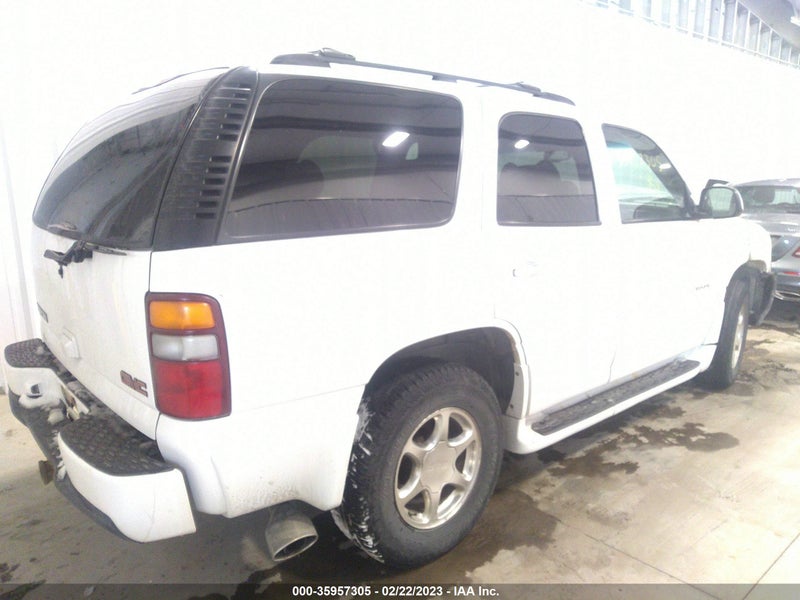 GMC Yukon Denali 2002г.