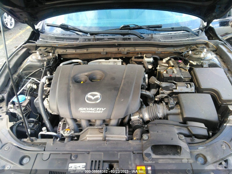 Mazda 3 2015г.