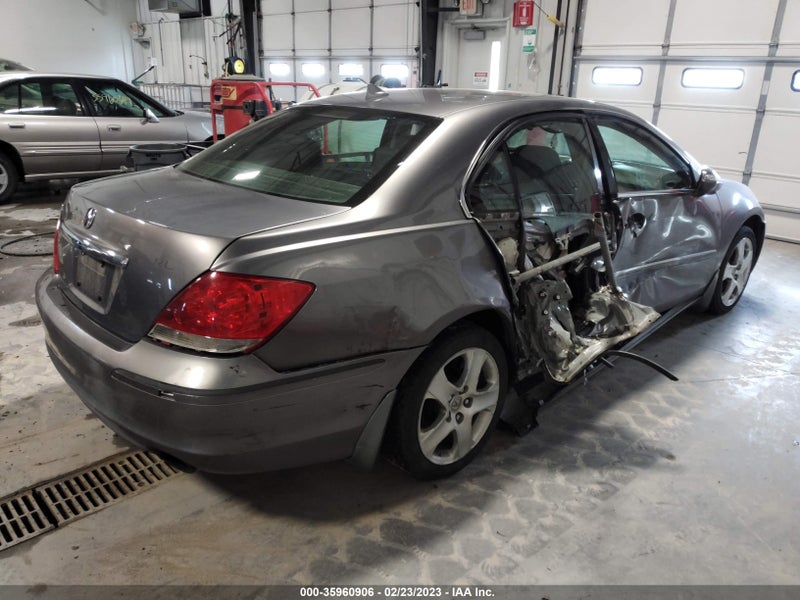 Acura RL 2005г.