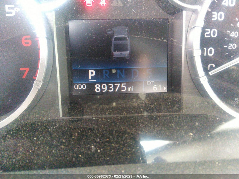 Toyota Tundra 2017г.