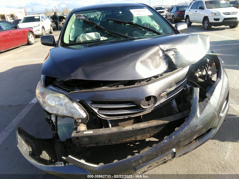 Toyota Corolla 2013г.