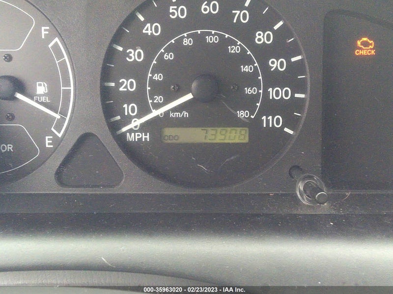 Toyota Corolla 2001г.