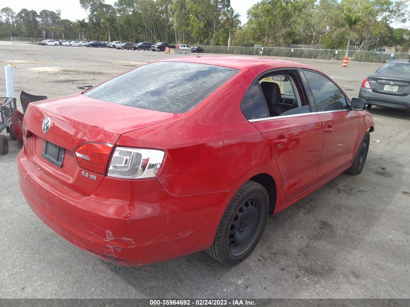 Volkswagen Jetta 2013г.
