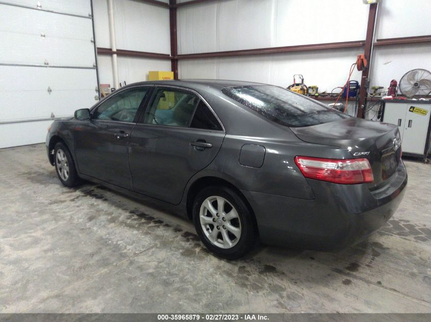 Toyota Camry 2009г.