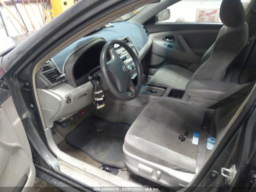 Toyota Camry 2009г.