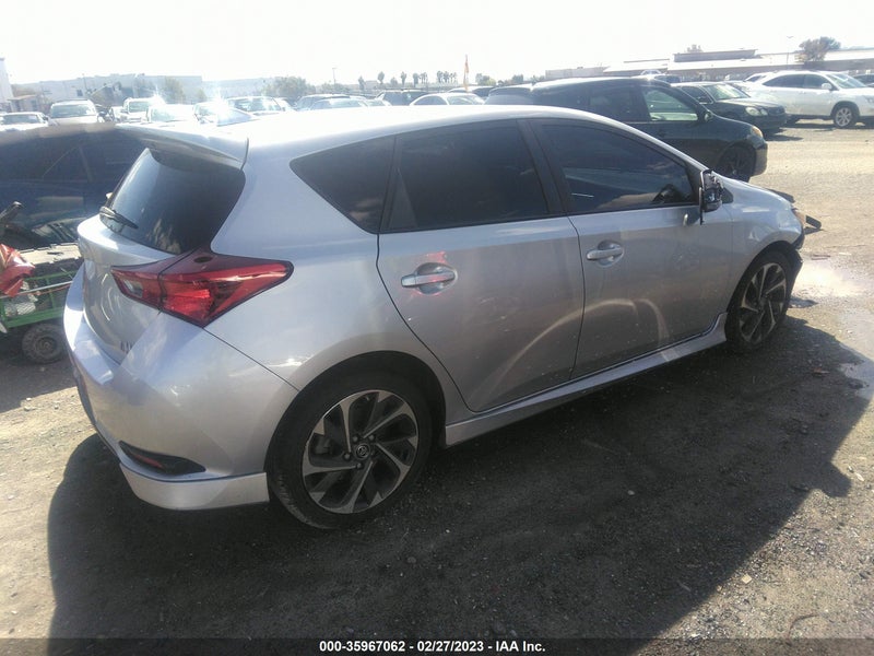 Toyota Corolla 2017г.