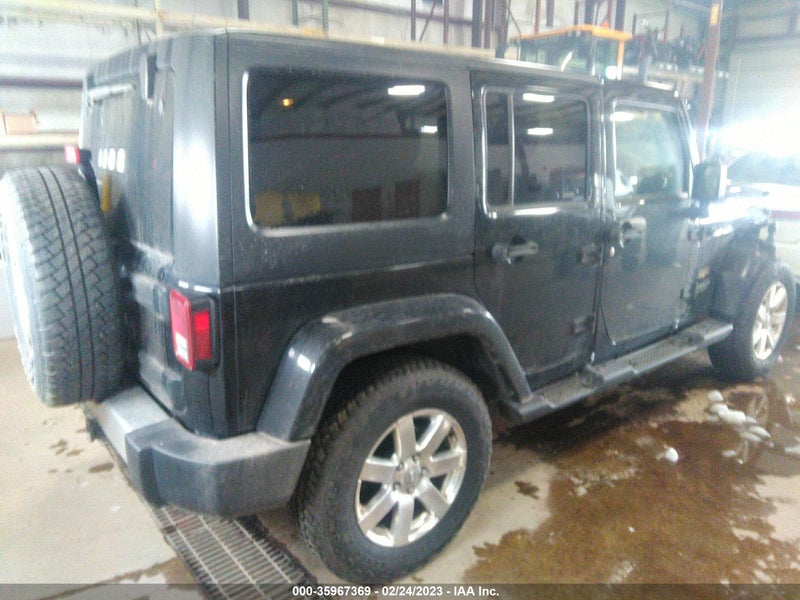 Jeep Wrangler 2013г.