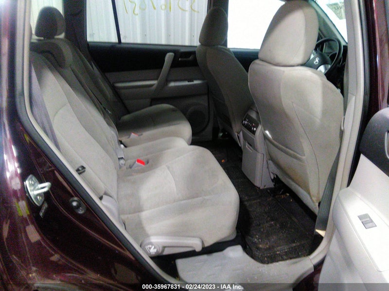 Toyota Highlander 2013г.