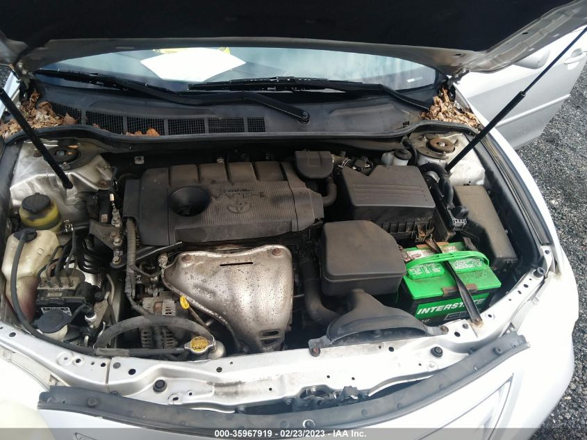 Toyota Camry 2010г.