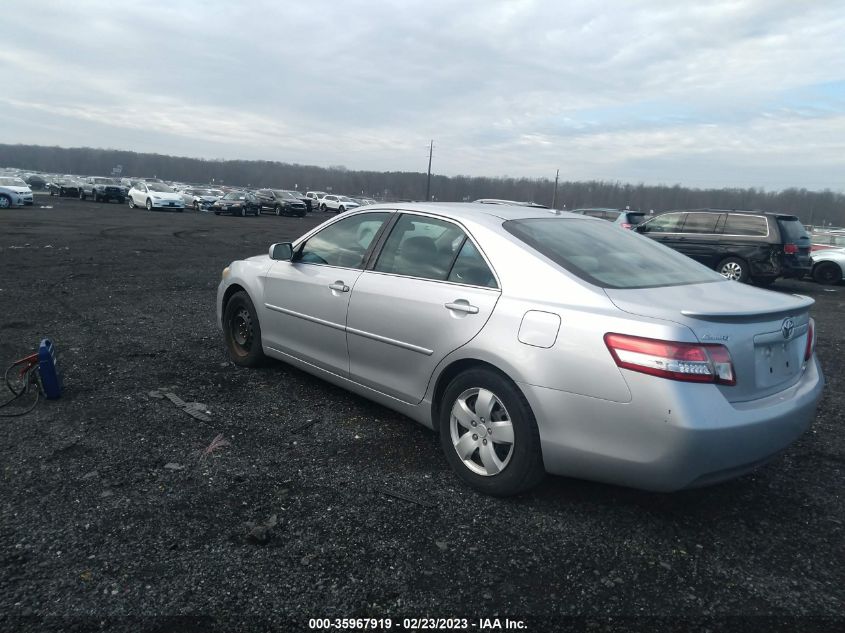Toyota Camry 2010г.
