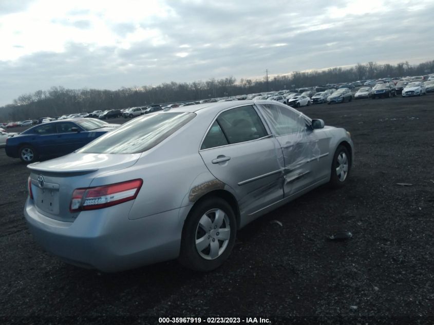 Toyota Camry 2010г.