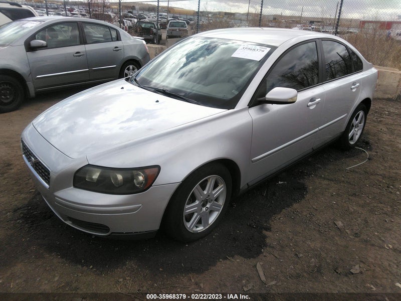 Volvo S-40 2006г.