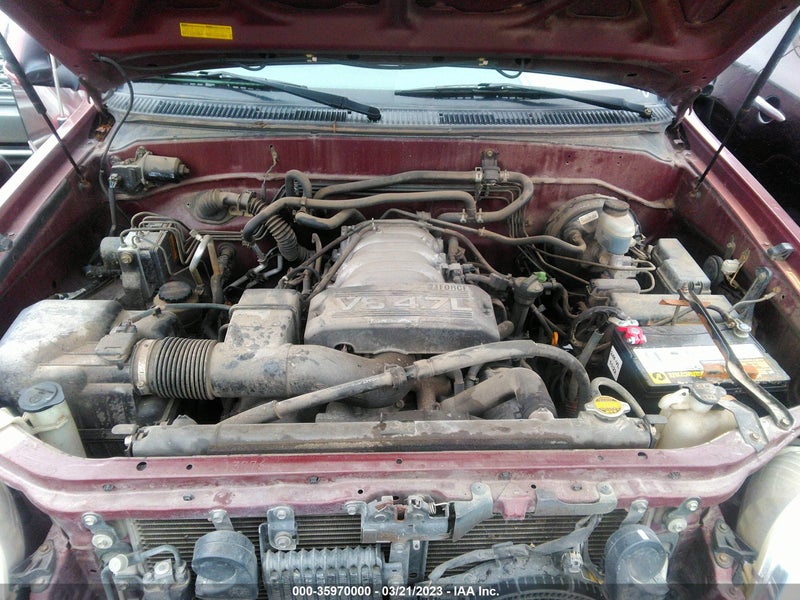 Toyota Sequoia 2003г.