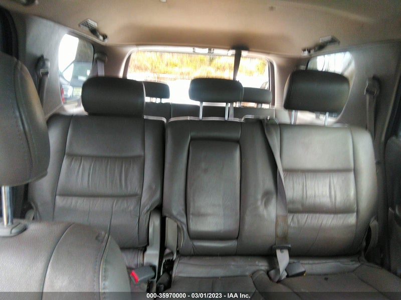 Toyota Sequoia 2003г.