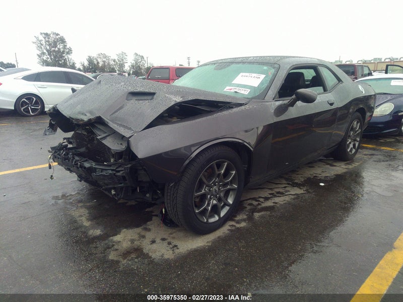 Dodge Challenger 2017г.