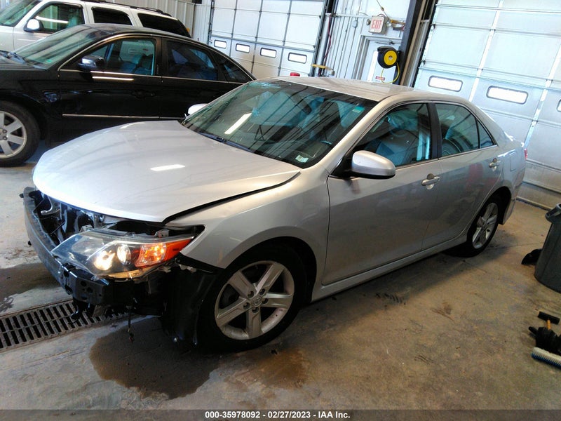 Toyota Camry 2014г.