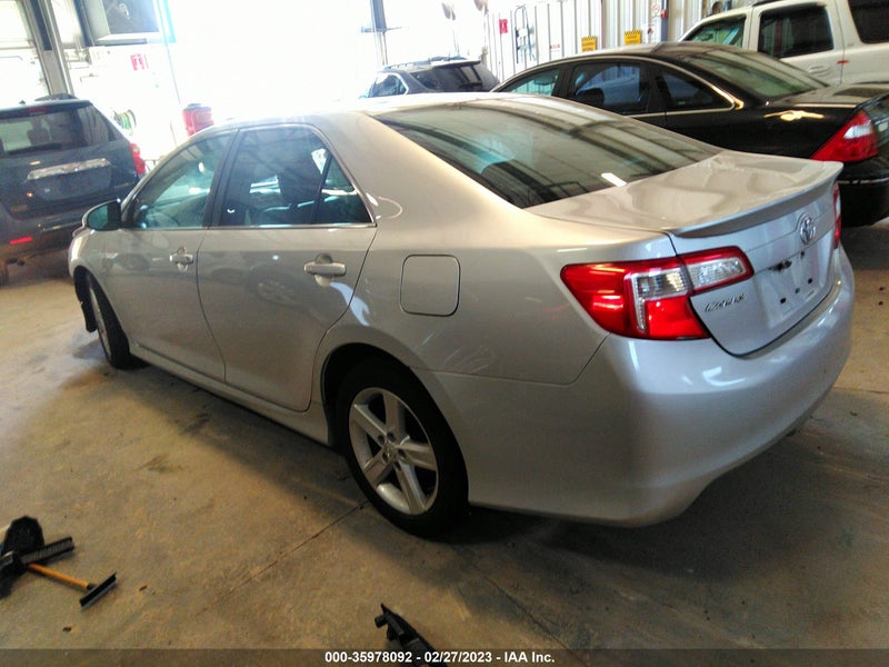 Toyota Camry 2014г.