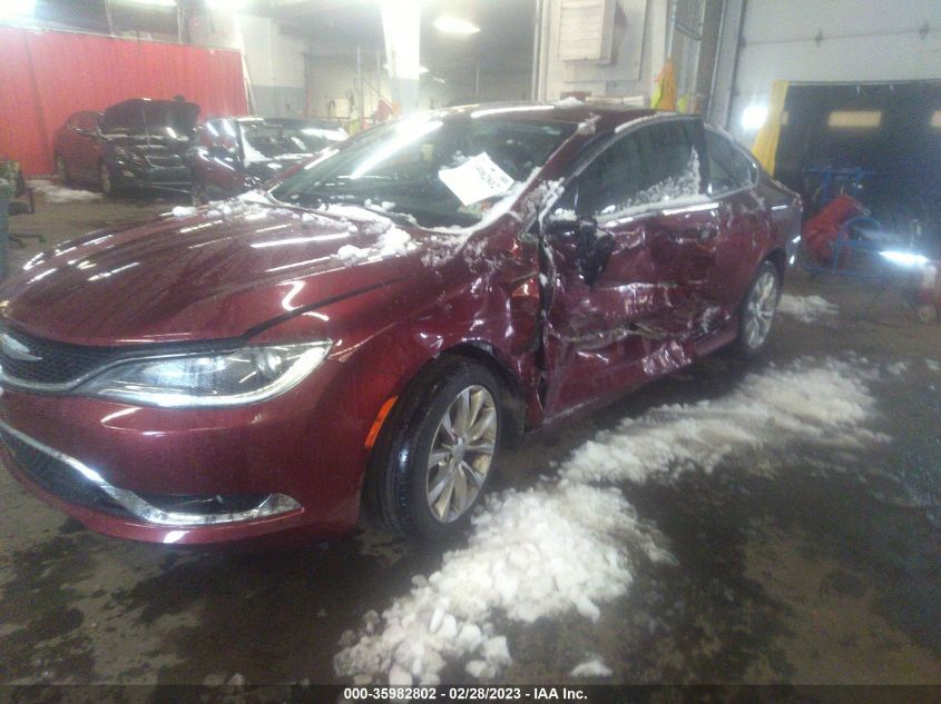 Chrysler 200 2015г.