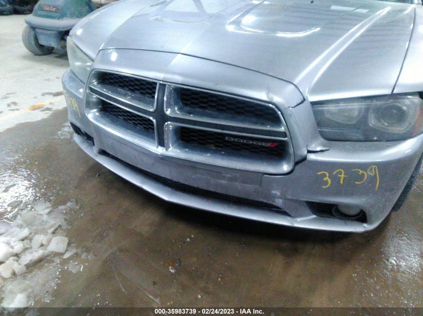 Dodge Charger 2013г.