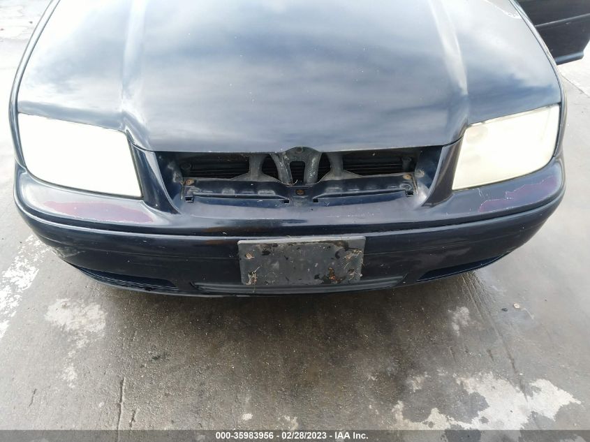 Volkswagen Jetta 2000г.