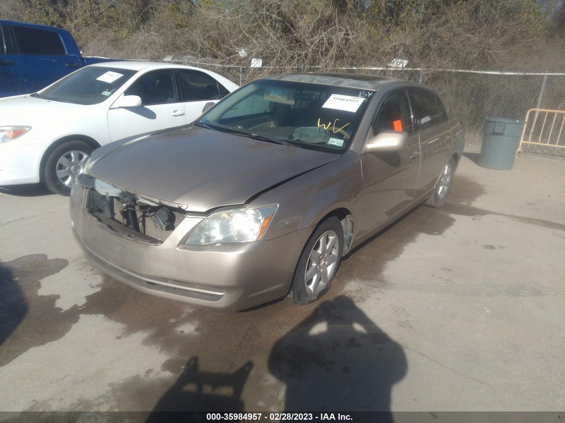 Toyota Avalon 2006г.