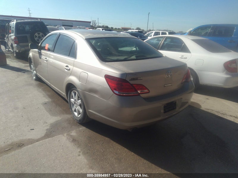 Toyota Avalon 2006г.