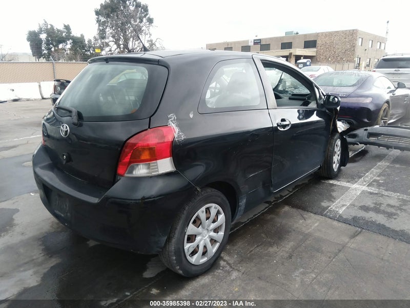 Toyota Yaris 2009г.