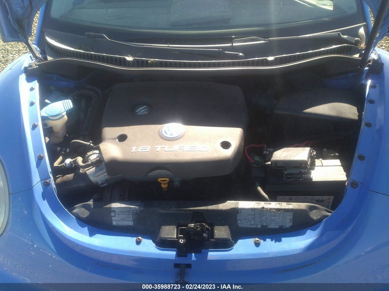 Volkswagen New Beetle 2001г.