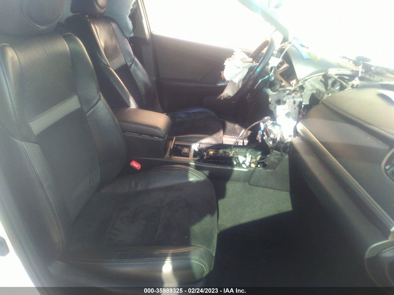 Toyota Camry 2014г.