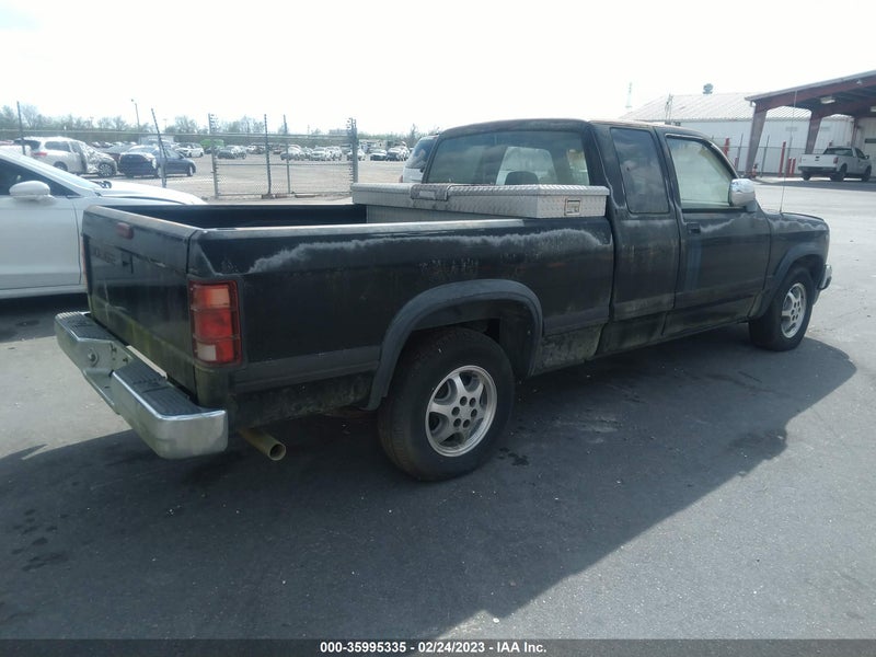 Dodge Dakota 1996г.