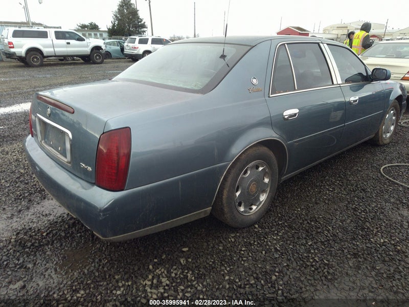 Cadillac DeVille 2000г.