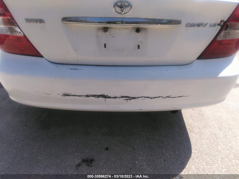 Toyota Camry 2004г.