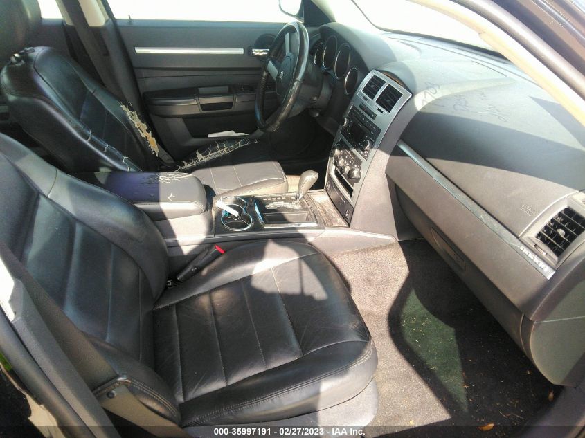 Dodge Charger 2010г.