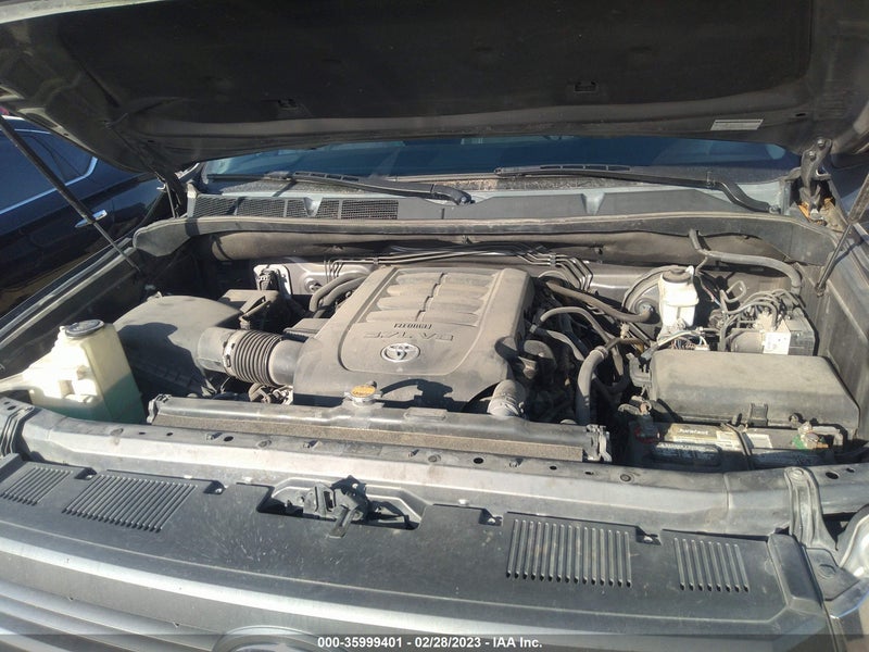 Toyota Tundra 2014г.