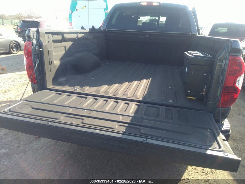 Toyota Tundra 2014г.