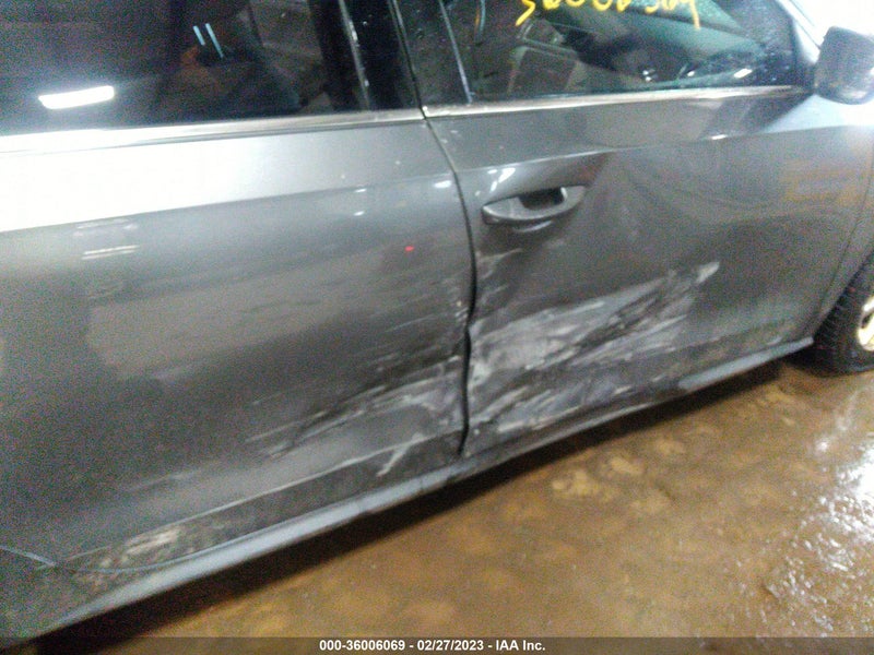 Volkswagen Passat 2012г.