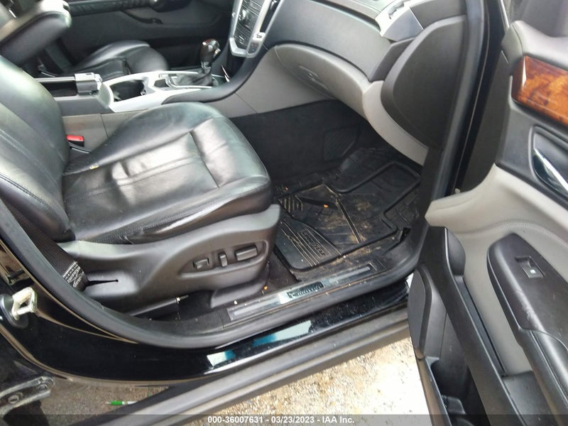 Cadillac SRX 2010г.