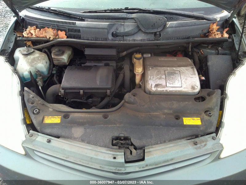 Toyota Prius 2004г.