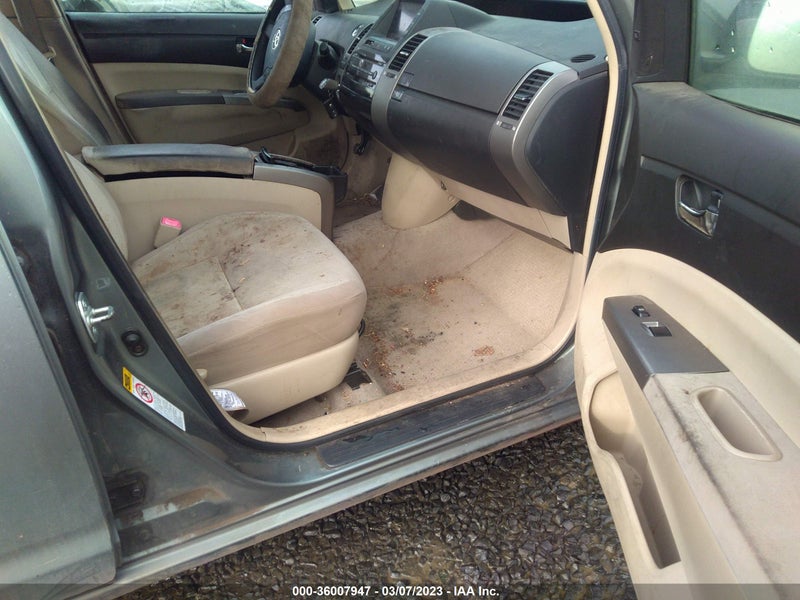 Toyota Prius 2004г.