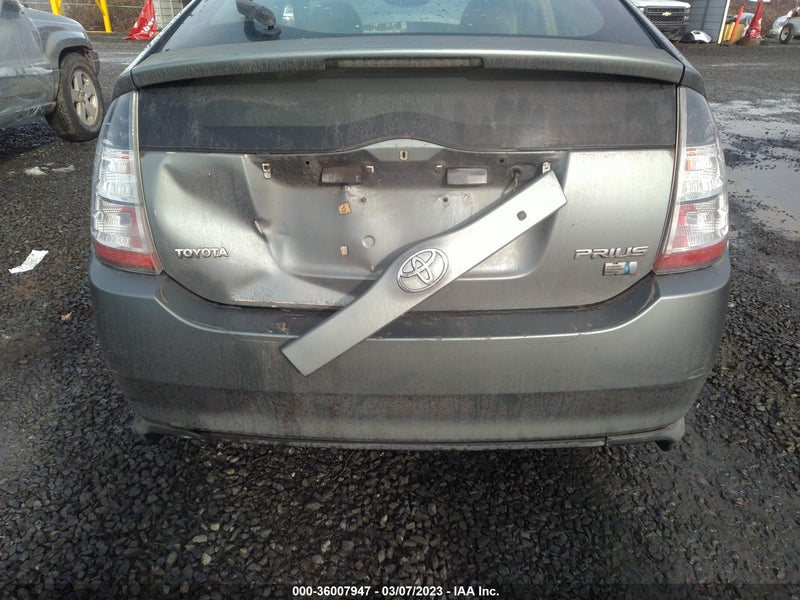 Toyota Prius 2004г.