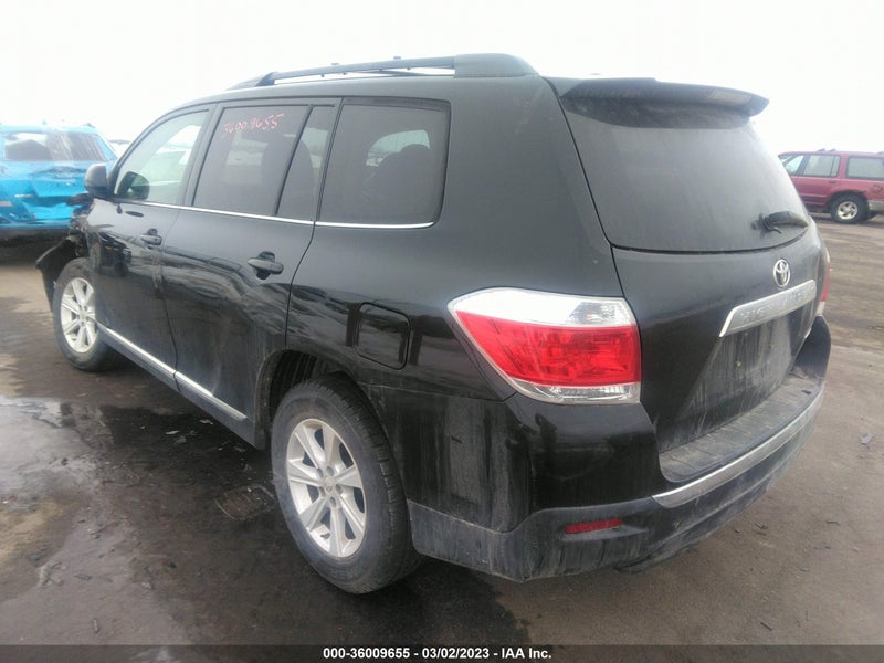 Toyota Highlander 2012г.