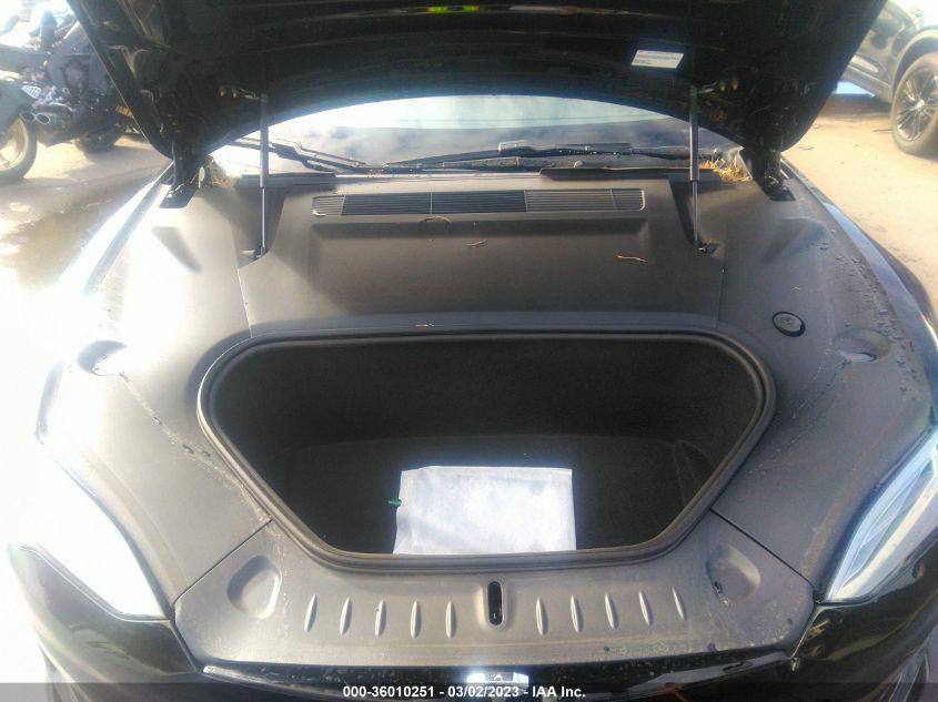 Tesla Model S 2023г.