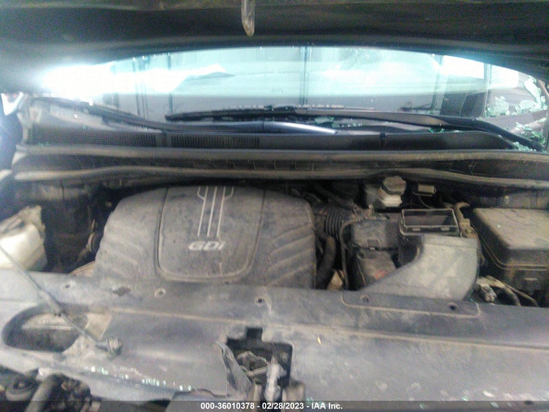 Kia Sedona 2015г.
