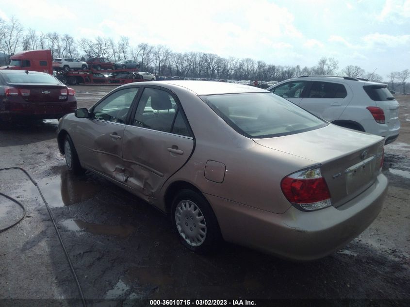 Toyota Camry 2006г.