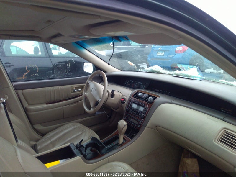 Toyota Avalon 2000г.