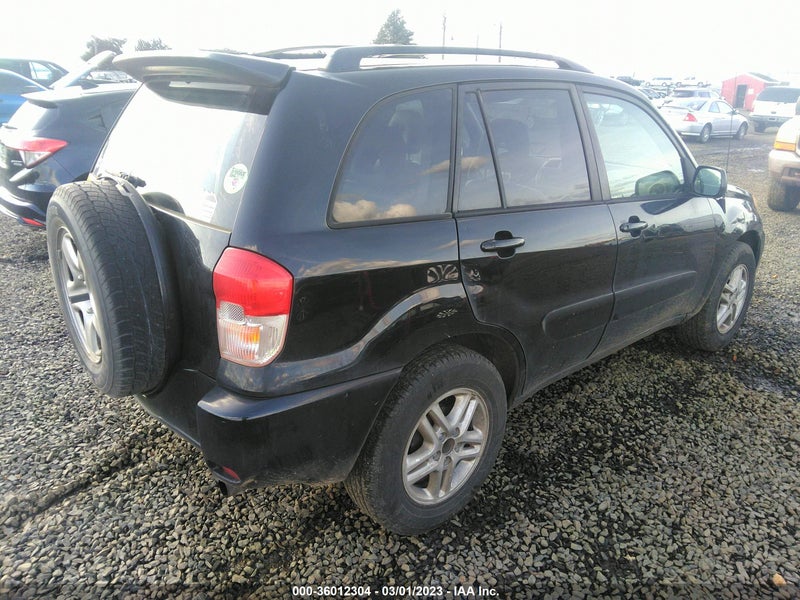 Toyota RAV4 2003г.