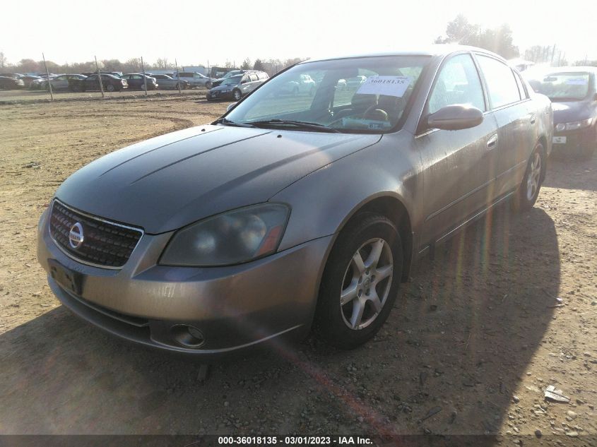 Nissan Altima 2005г.