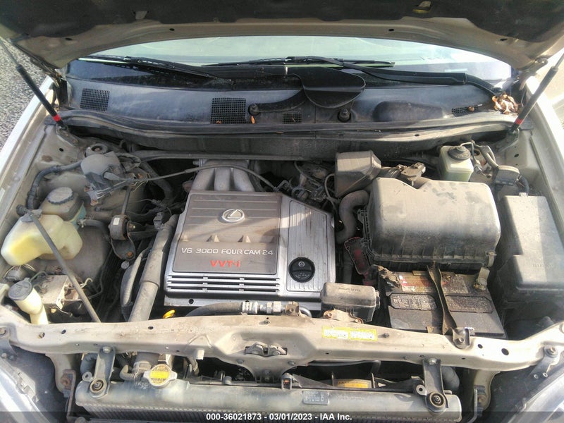 Lexus RX 300 2000г.
